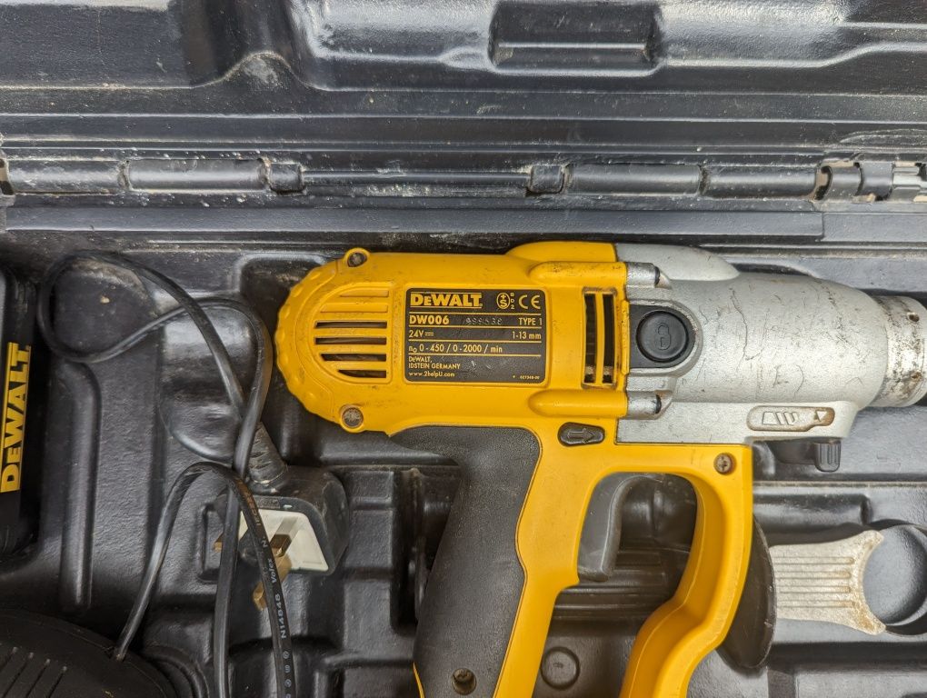 Перфоратор Dewalt dw 006