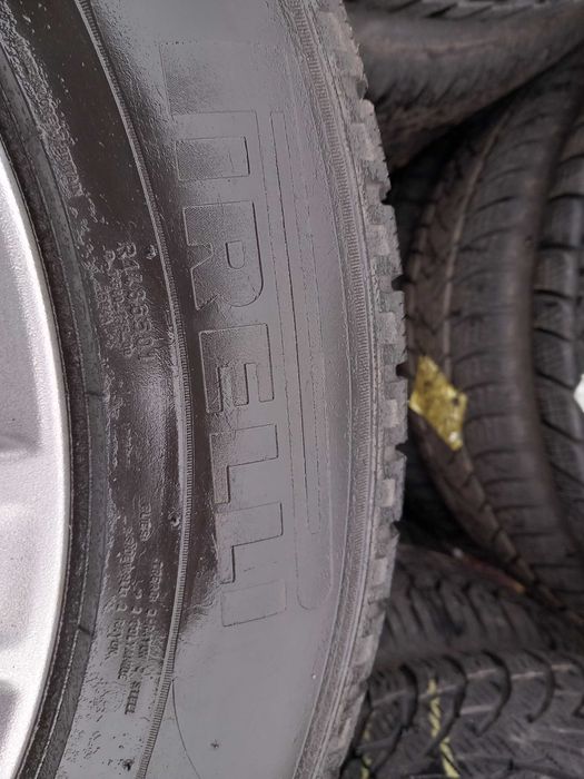 Set 4 anvelope Pirelli scorpion 235 60 r18 dot 3317 ci27