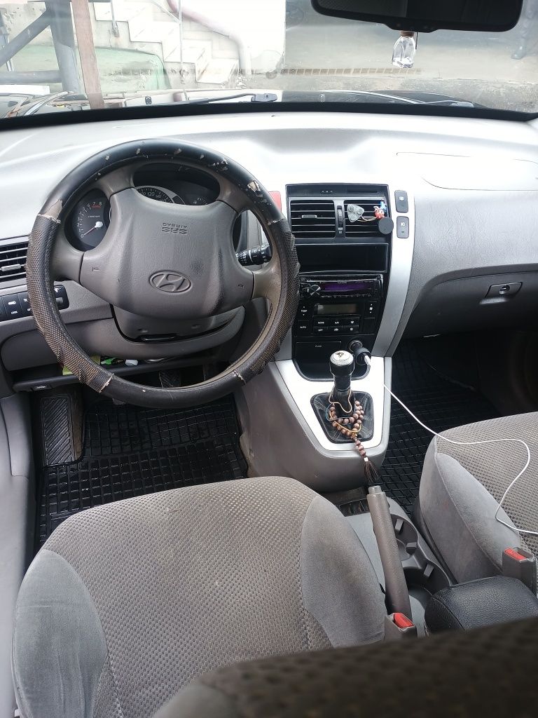 Hyundai Tucson an 2008