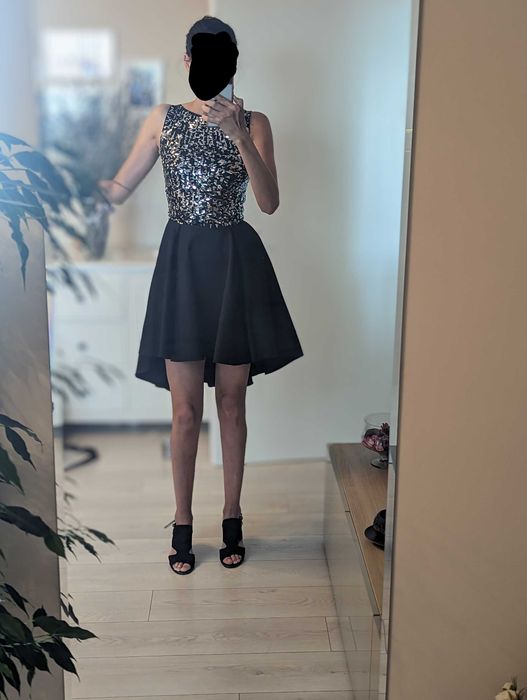 Rochie neagră de seara
