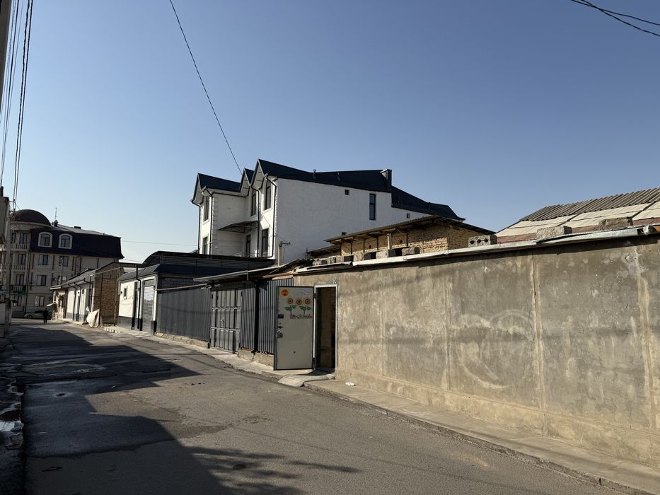 Продается участок 3.2 соток на улице пилла. Кафе ульяна