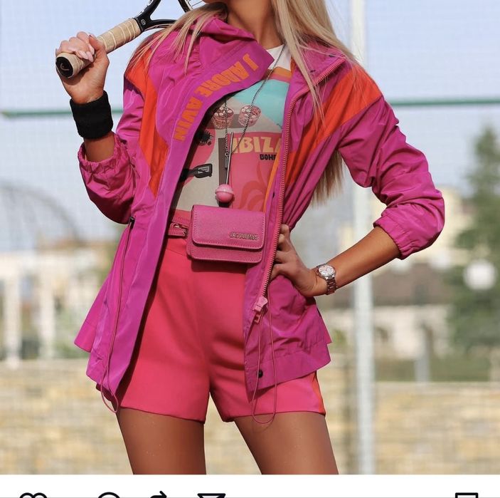 Парка в розово на Авин