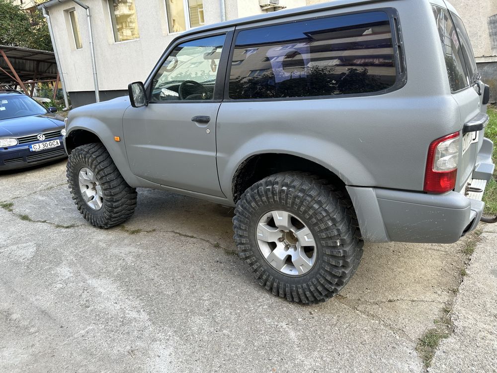 Nissan Patrol y61