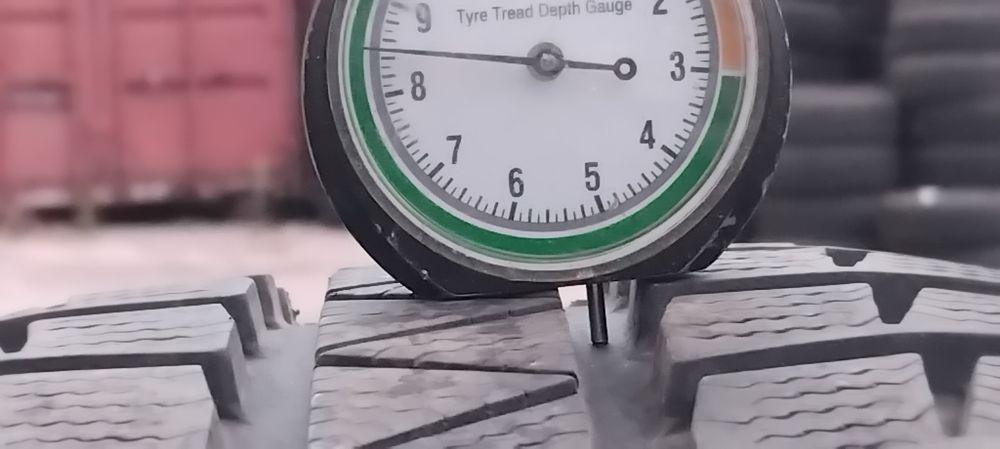 Гуми 215 60 16 Фалкен Falken 4 броя+. Нов внос. Като нови!