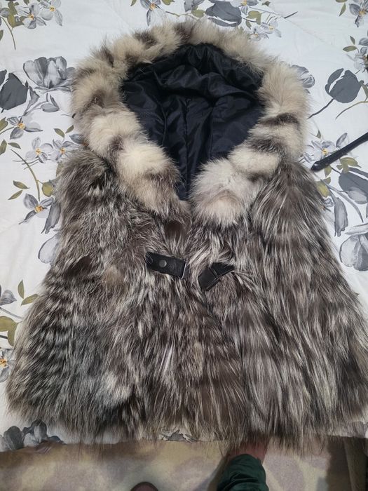 Елек  естествена кожа , сребърна лисица