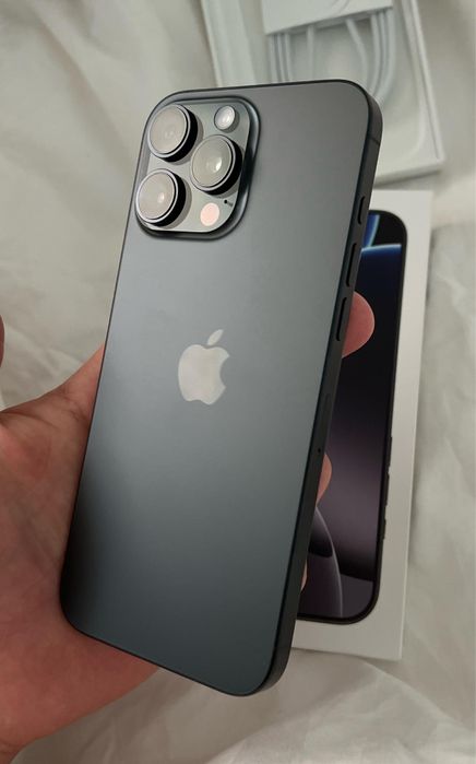 Iphone 15 pro max 256 gb impecabil