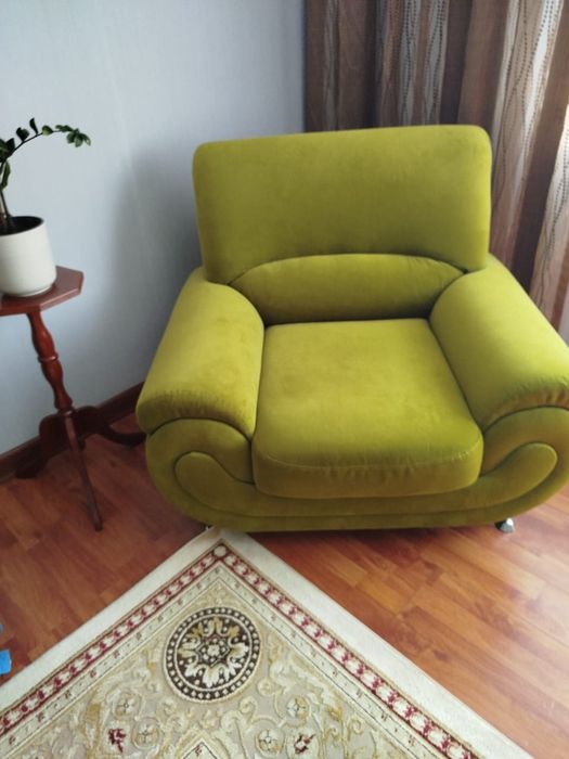 Кресло почти новое
