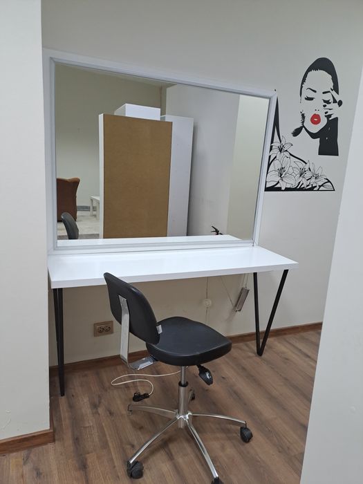 Бръснарски стол Оборудване. Цялостно