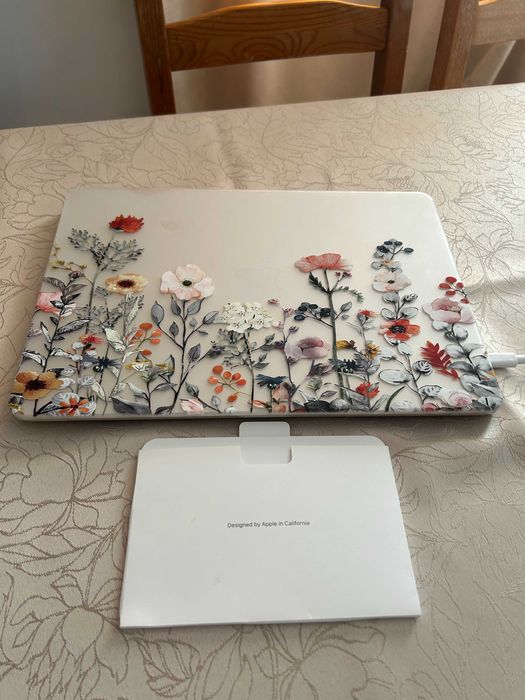 MacBook Air (M2)