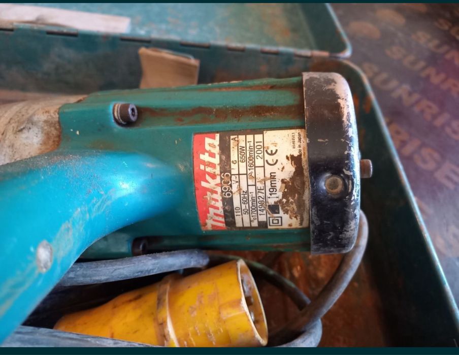 Гайковерт Makita работи перфектно