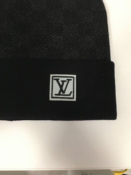 Caciula Louis Vuitton