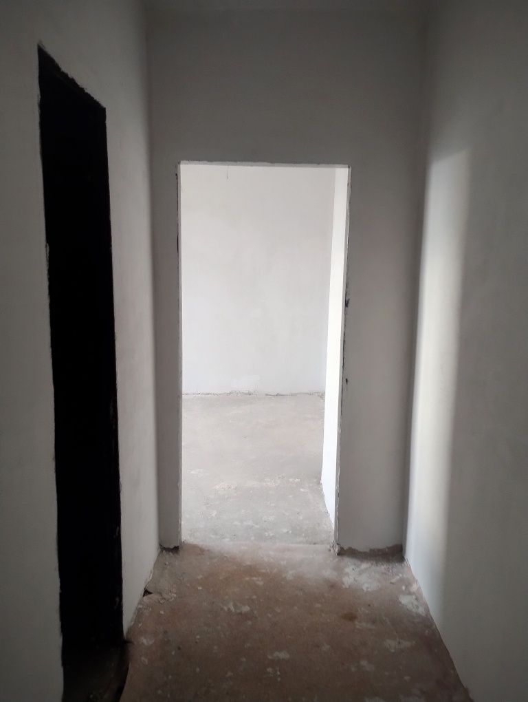 Продава се Едностаен апартамент в Радомир - 40 кв.м за 408 €/кв.м - Снимка #3