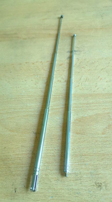 Antenă telescopica pentru radio