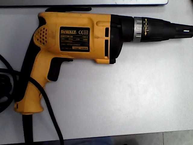 Шуруповерт DeWalt (Алматы 760412)