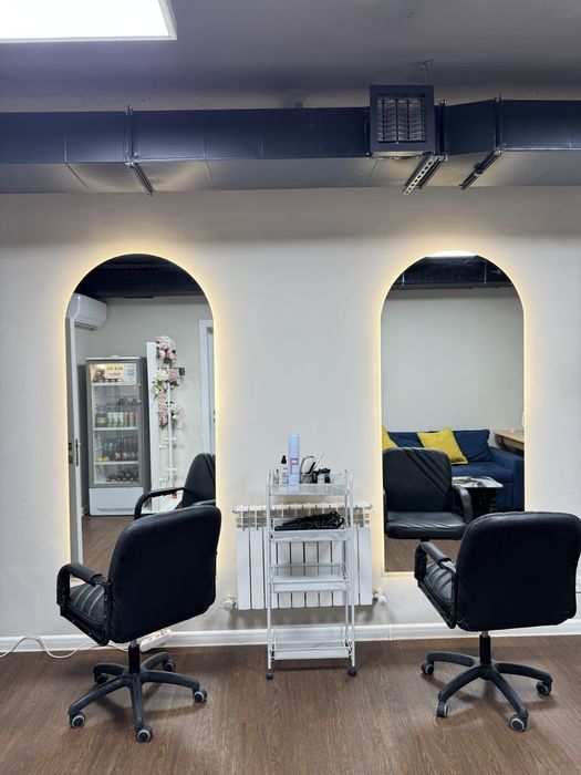 Продам кресло, диван, визажные стулья