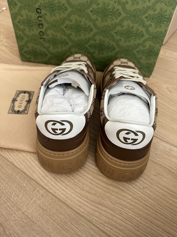 Gucci GG sneakers 42 noi originali