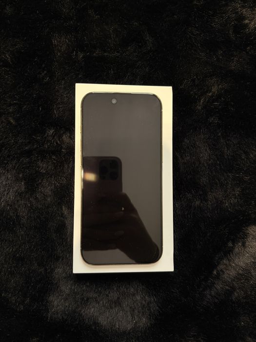 iPhone Air 256GB Light Gold