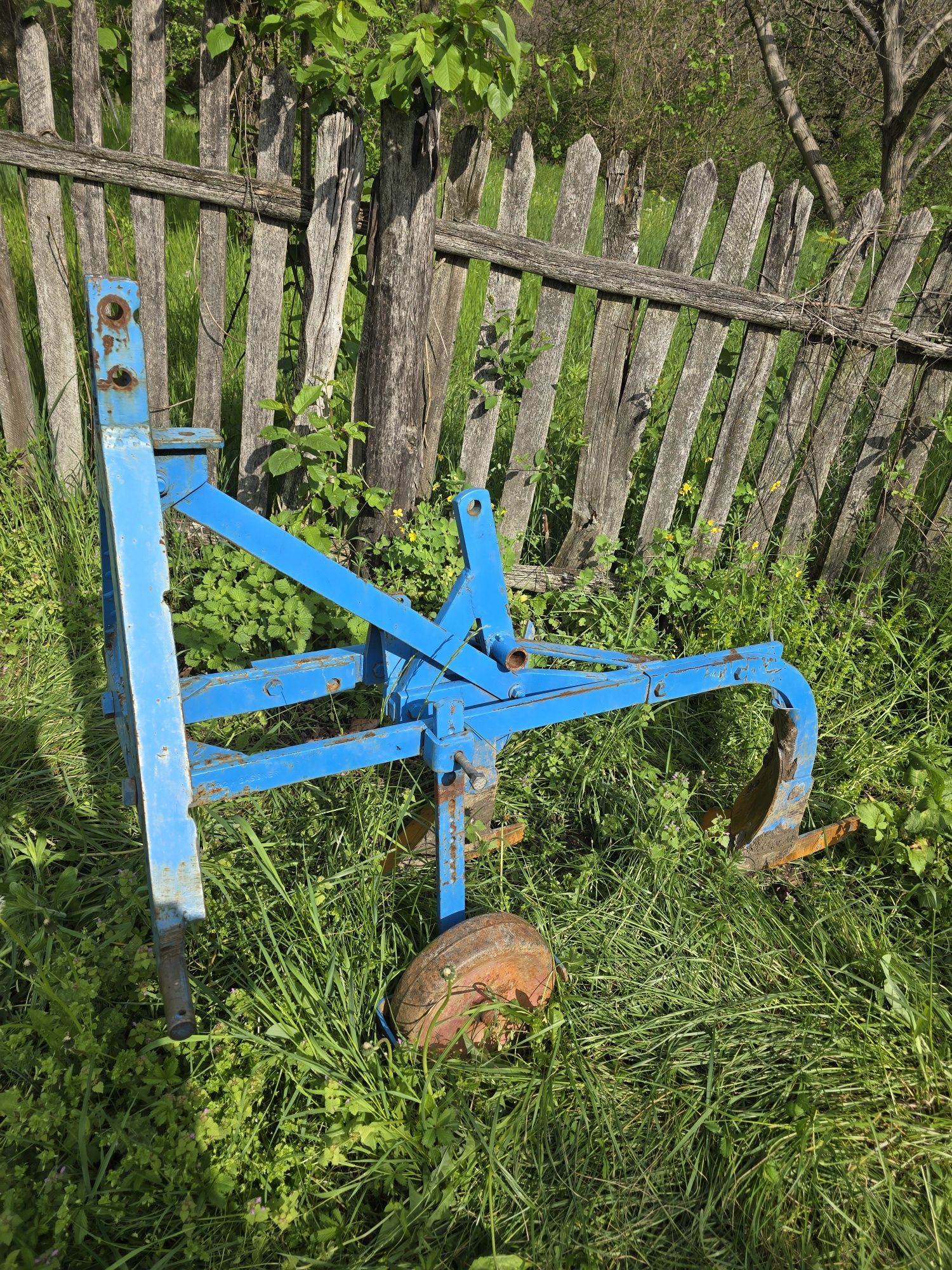 Vând tractor same