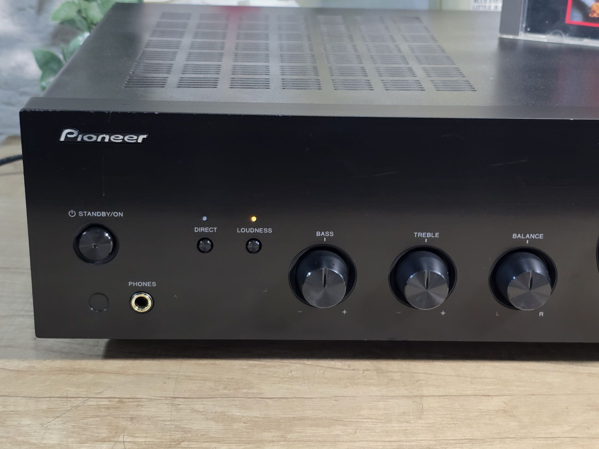 Amplificator stereo PIONEER A-10AE, 2x50w negru