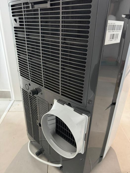 Aer conditionat portabil 12.000 btu Hisense aph12