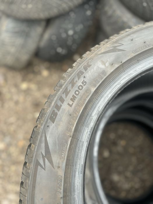 235/50/19Bridgestone 4бр 20-23