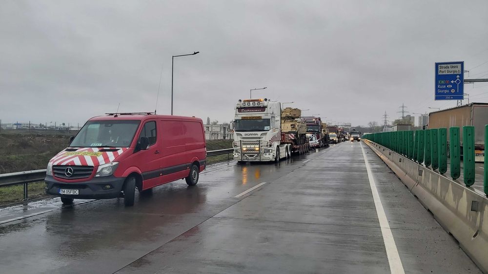 Insotire agabaritica / Pilot gabarit depasit / Escorta agabaritica