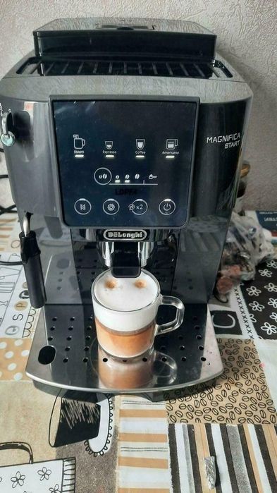 De'Longhi кофемашина ECAM220.22 GB