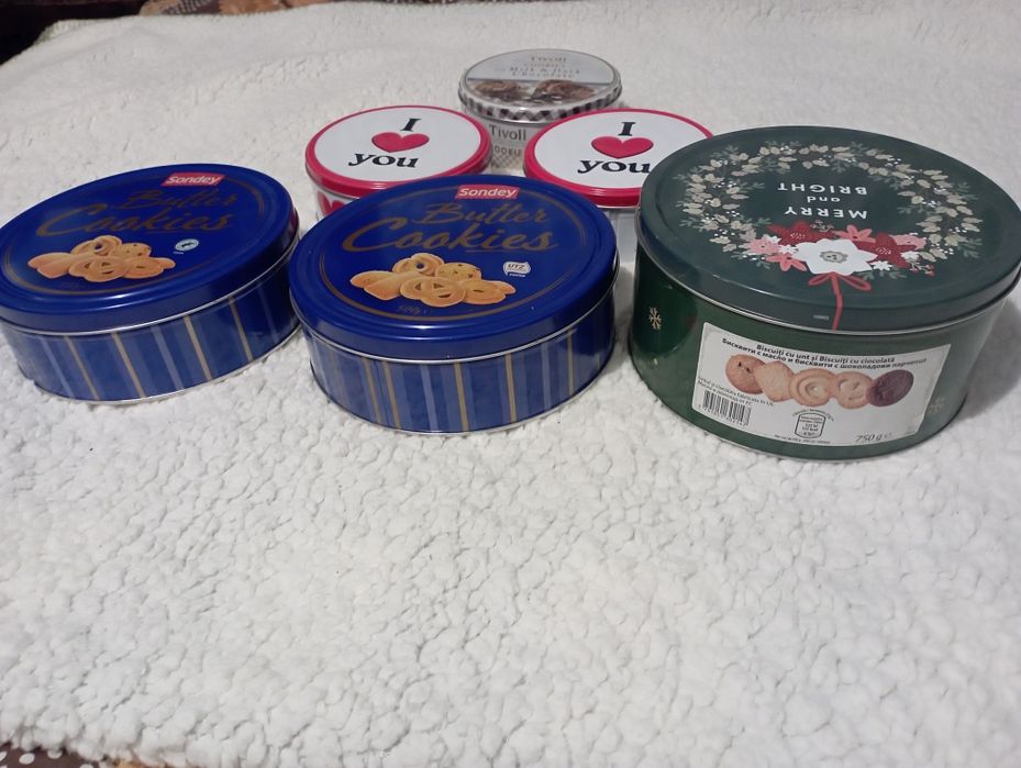 Метални кутии от бисквити, за съхранение на малки предмети 6 бр