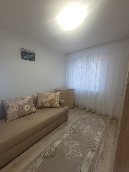 Inchirez apartament 2 camere str.Petru Rareș  etaj1  pe mijloc