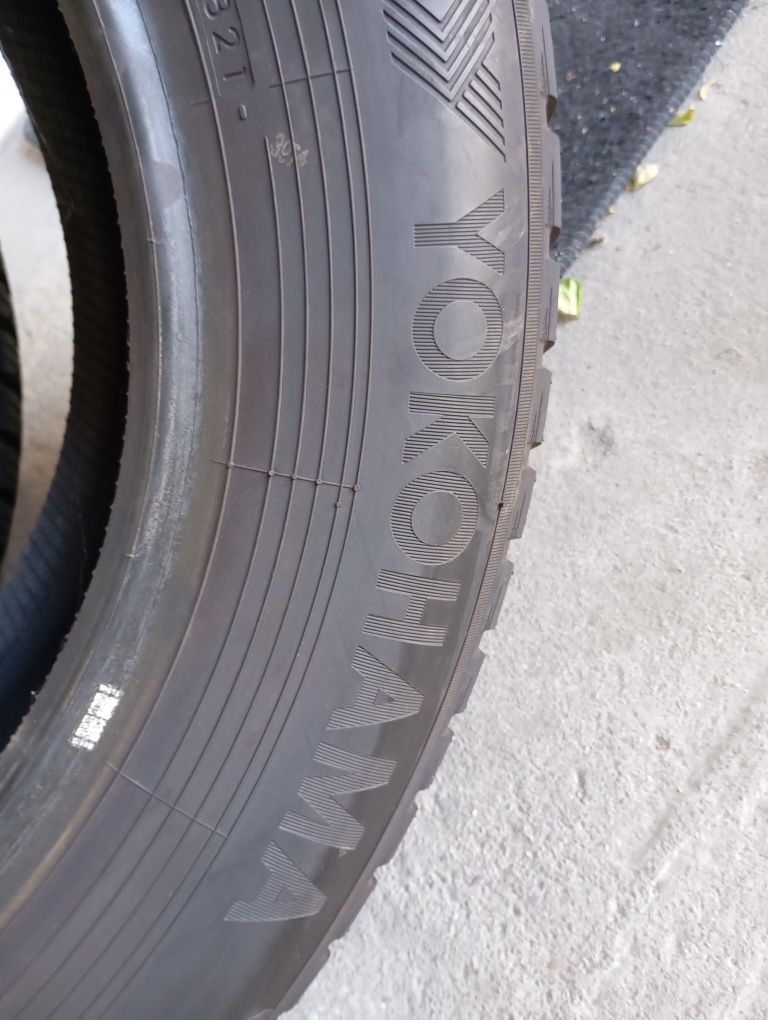 2 броя Yokohama Blue Earth 4S ,225/65/17