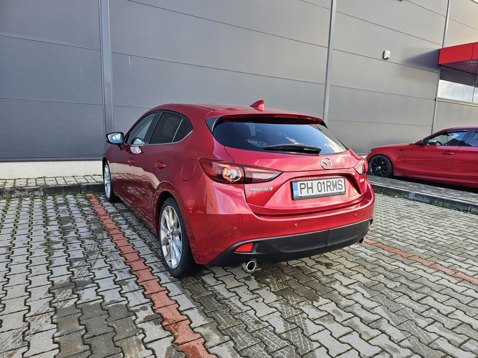 Mazda 3 / 2.2 Skyactiv