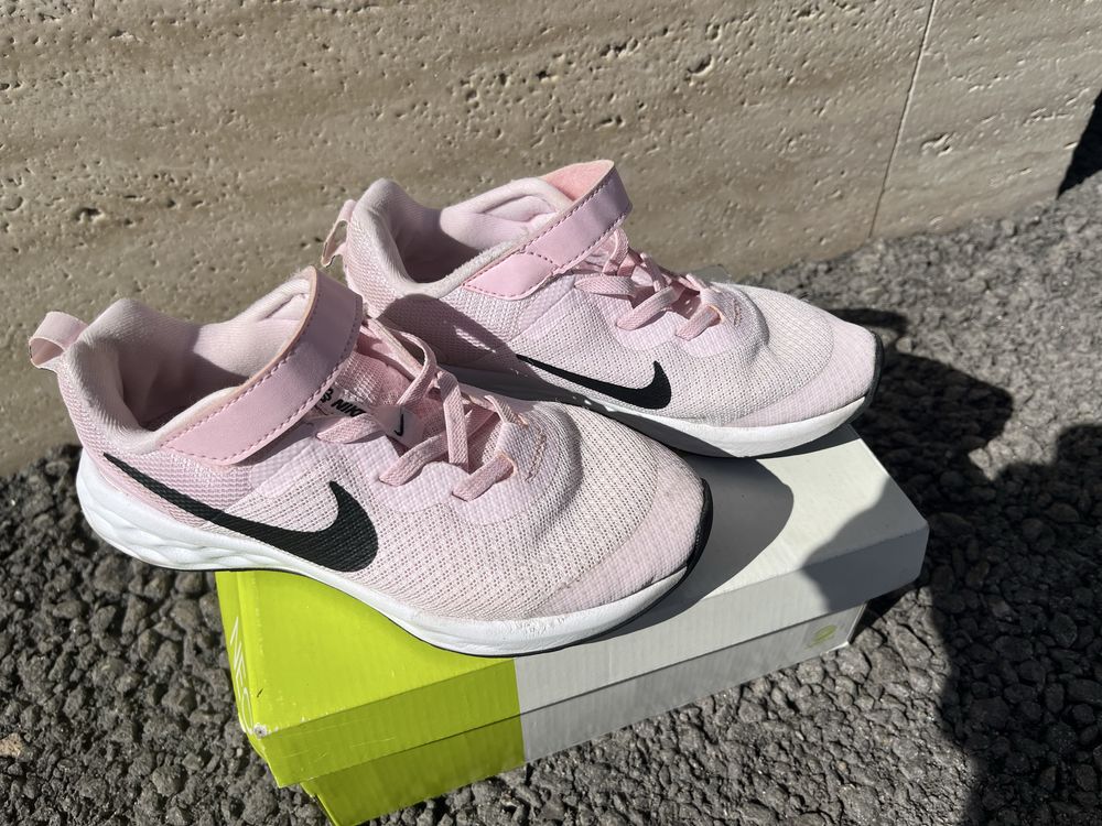 Детски маратонки NIKE