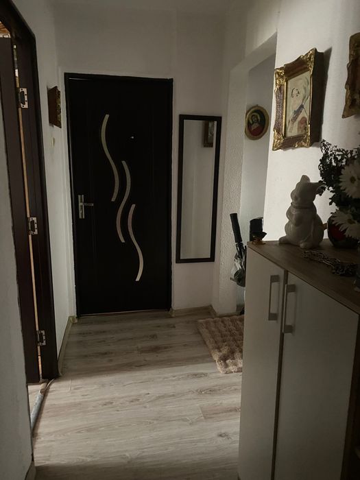 Vând apartament 4 camere Trivale confort 1 decomandat