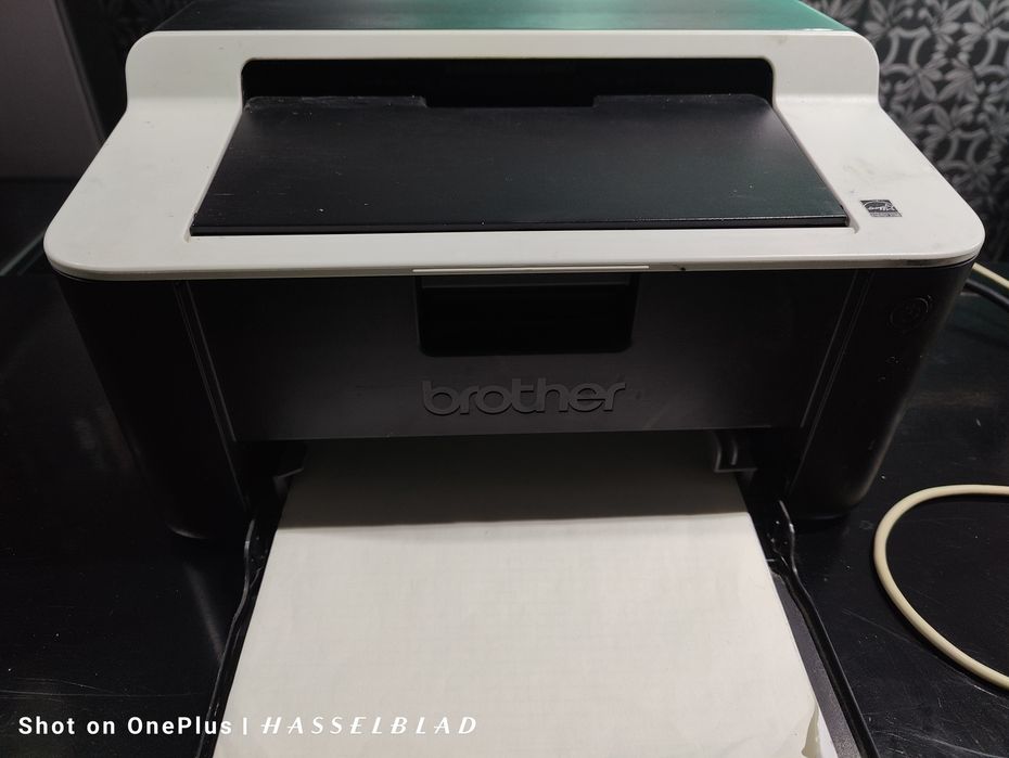 Принтер лазерен чисто нов модел Brother HL-11 ser.no.E72142F4N949187