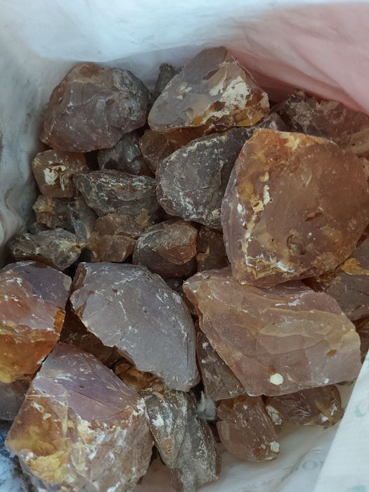 Продам канифоль.