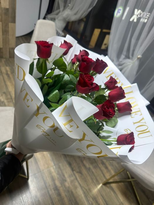 Роза цветы 13 штук