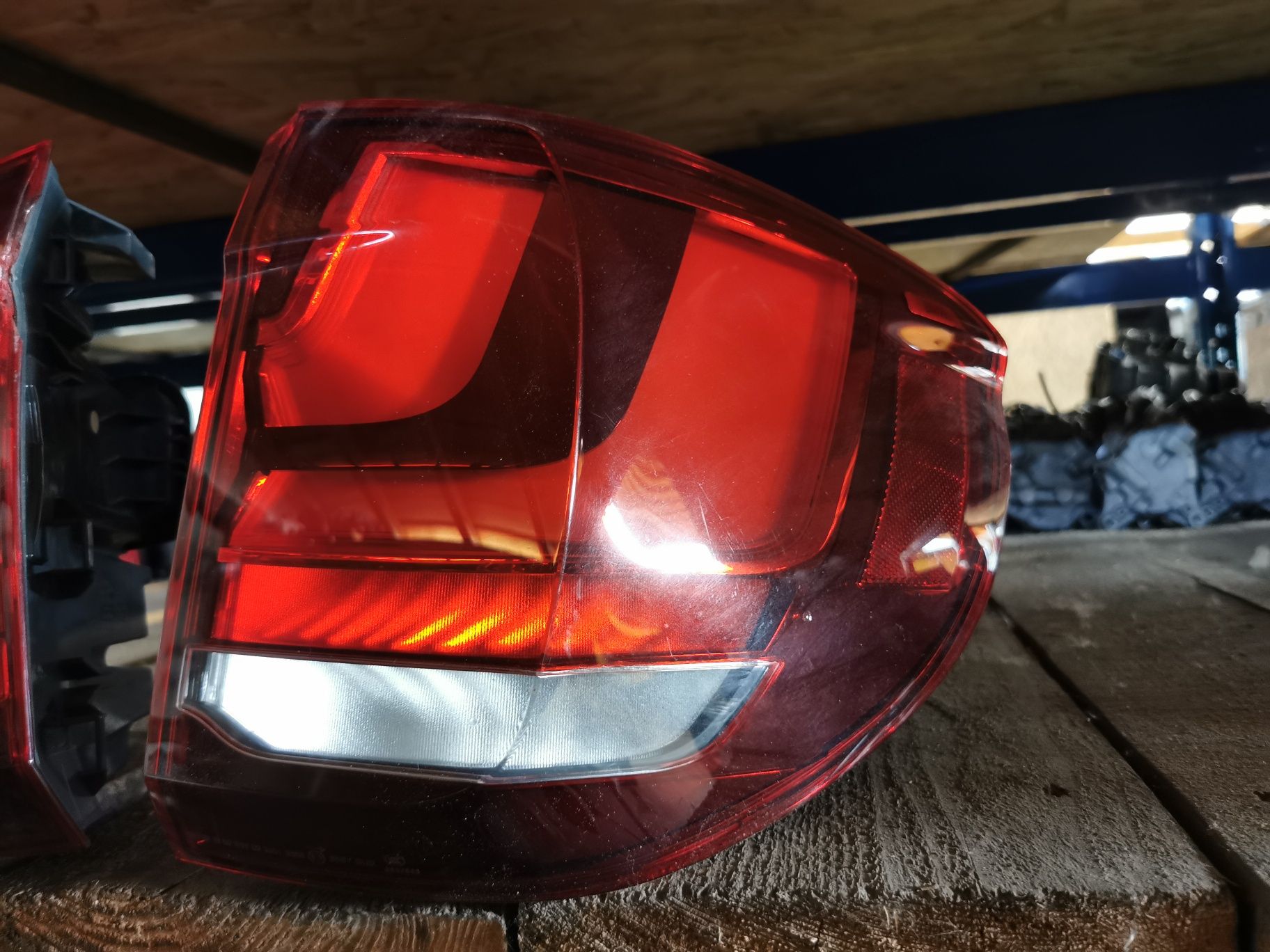 Tripla lampa stop led bmw x5 f15 2017 cu defect