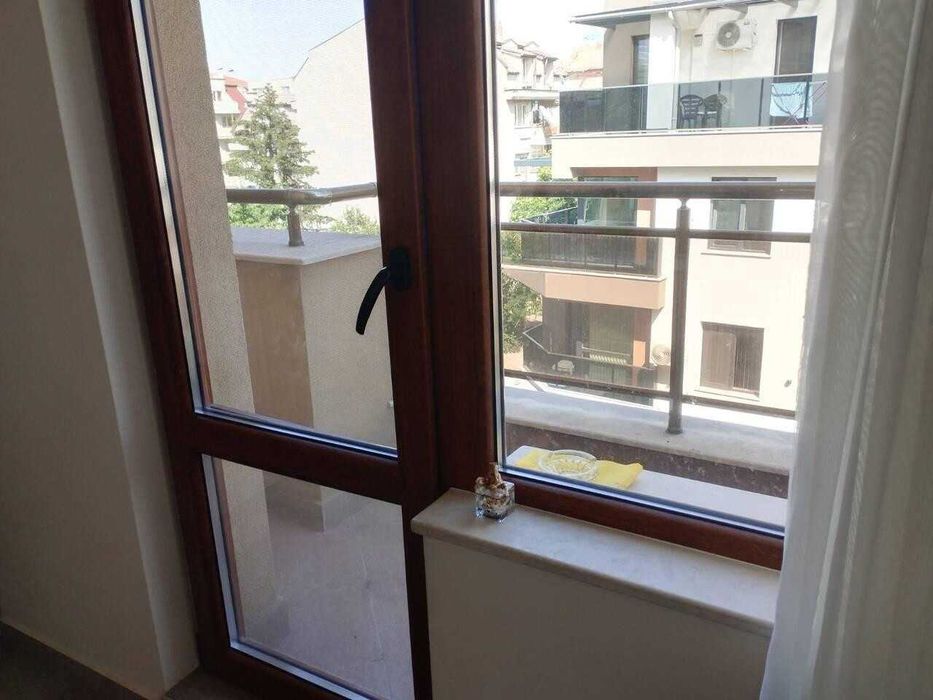 Двустаен апартамент в Кючук Париж