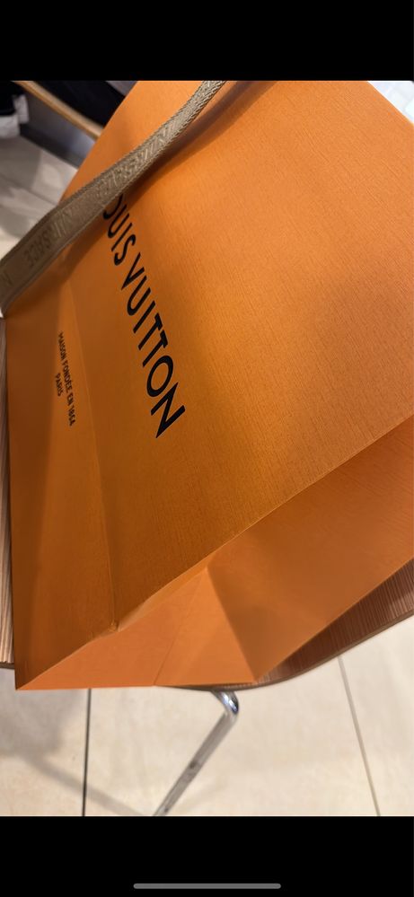 Продам сумку Louis Vuitton оригинал
