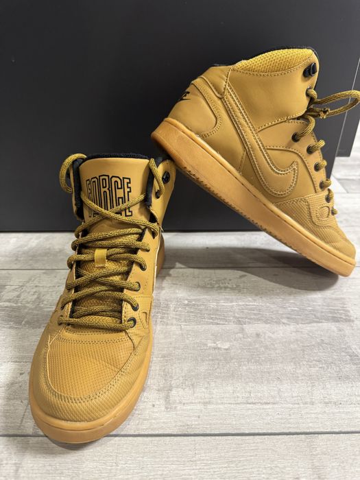 Дамски Обувки номер 38/39 Nike