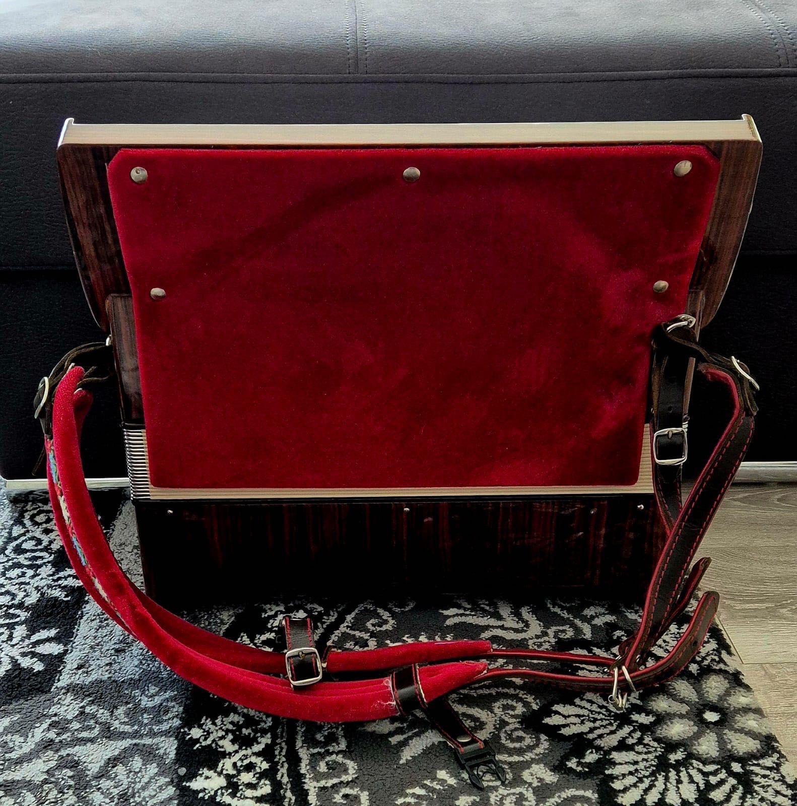 Acordeon Zupan ca nou