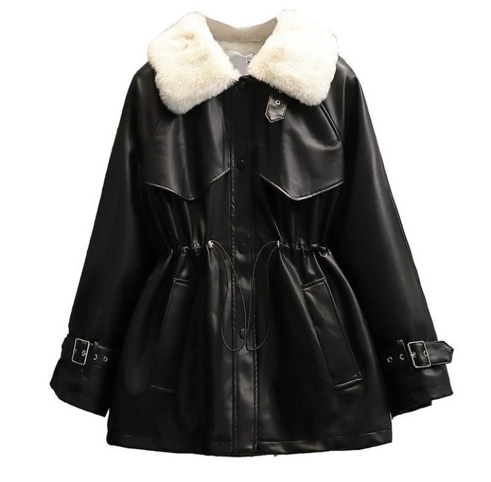 Продается осенний верхний одежды