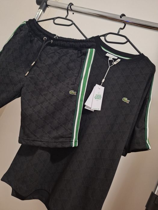 Compleu NOU bărbați Lacoste, mărimea XL