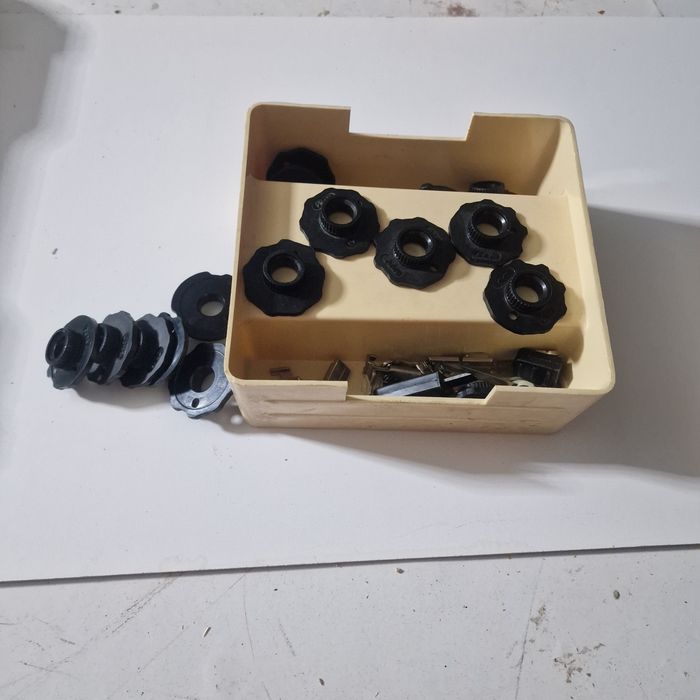 Masina de cusut Electrica