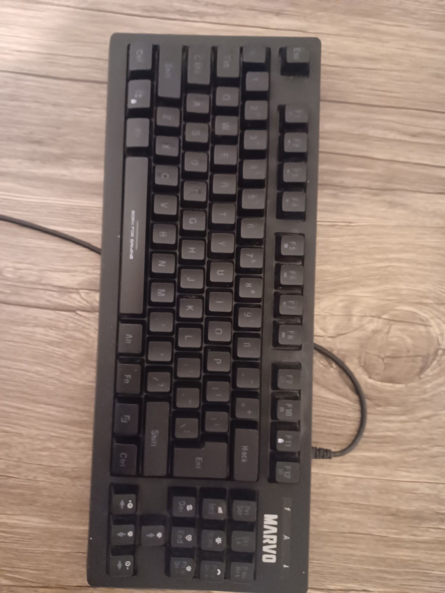 Tastatura semimecanica + mouse 250lei