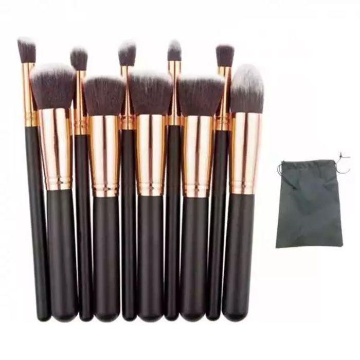 Set pensule machiaj cu saculet Lila Rossa profesional make up