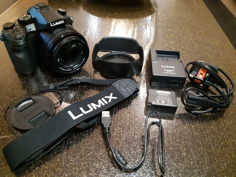 Фотоаппарат Panasonic Lumix DMC-FZ2500