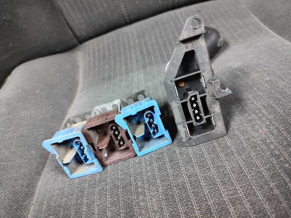 Реостат печки на БМВ Е34 с кондёром