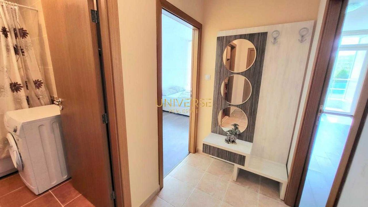 Продава се Двустаен апартамент в к.к. Слънчев бряг - 67 кв.м за 986 €/кв.м - Снимка #6