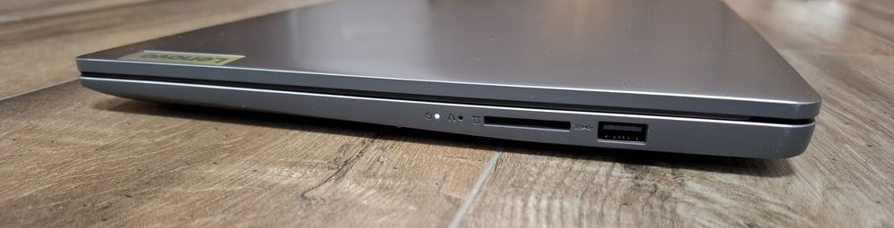 Lenovo IdeaPad Slim 3 Gen 8 (8 ядрен процесор) в Гаранция